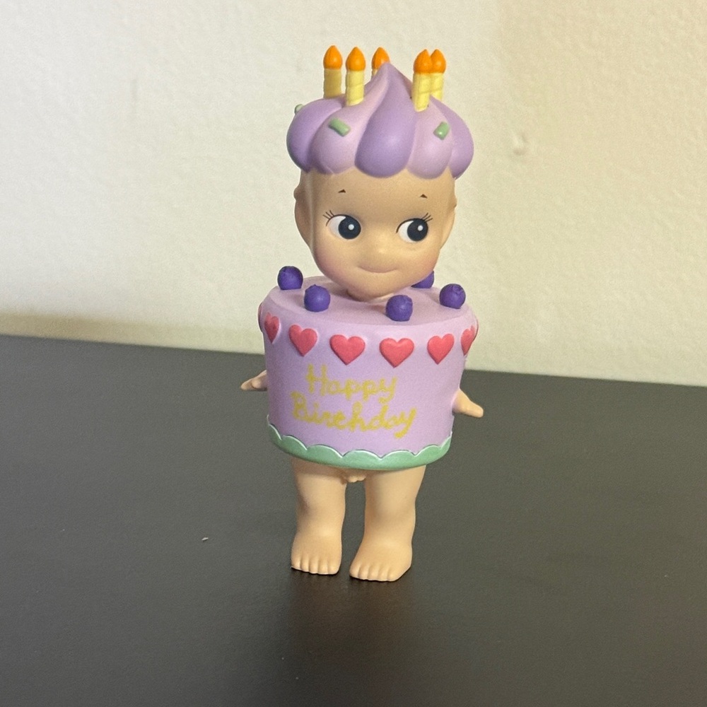 Purple Blueberry Cake Sonny Angel